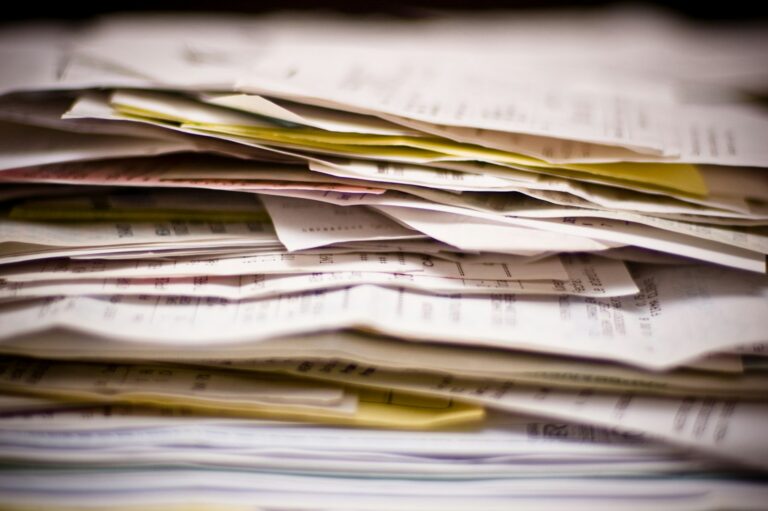 Tip Reporting IRS Rules: Keep Tips Aboveboard