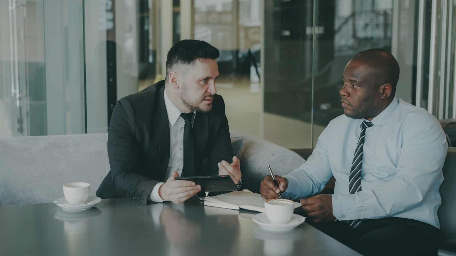 Business Valuation Methods That Resolve M&A Pricing Gaps