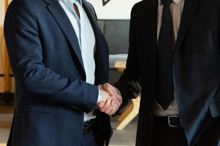 Outsourced Controller: Cost, Benefits, and When to Hire