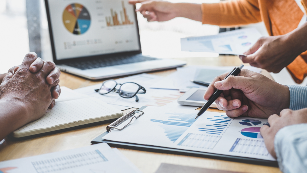 Outsourcing a Controller for Your Business